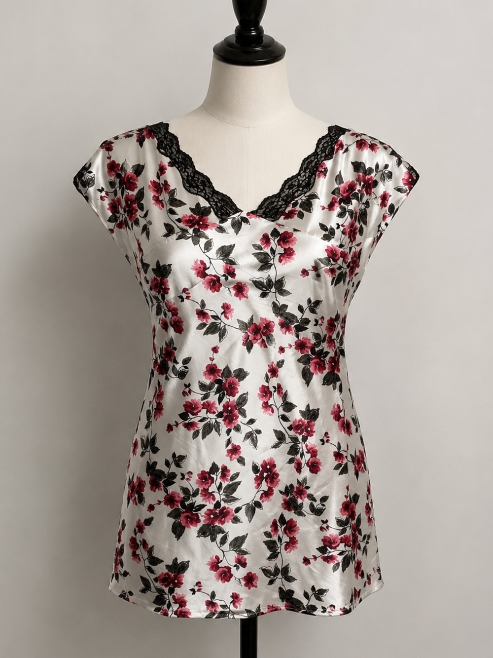 Vintage  Ambrielle Women’s Satin Floral gown Lace & Spaghetti Straps Plus 2X